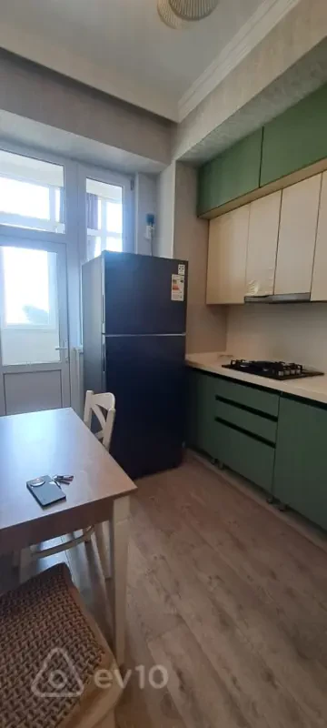 Kirayə verilir 2 otaqlı yeni tikili 66 m²