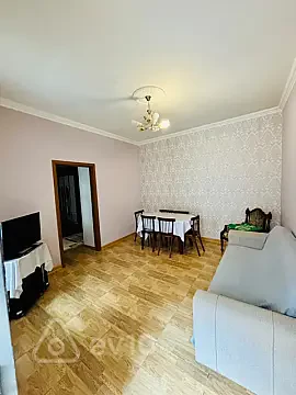Kirayə verilir 2 otaqlı köhnə tikili 75 m² — Bakı, Səbail 2 otaq 75.00 m²