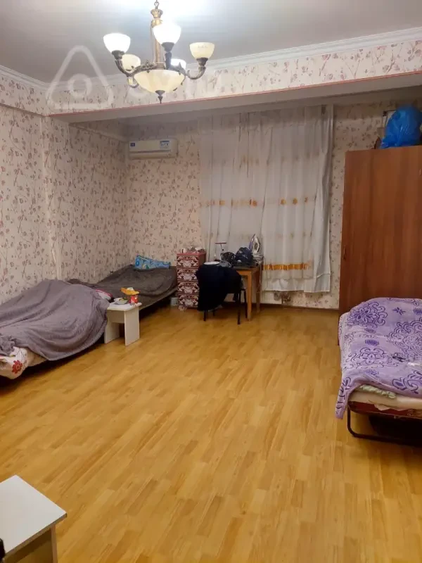 Kirayə verilir 2 otaqlı yeni tikili 65 m²