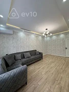 Kirayə verilir 2 otaqlı köhnə tikili 70 m² — Bakı, Nizami 2 otaq 70.00 m²