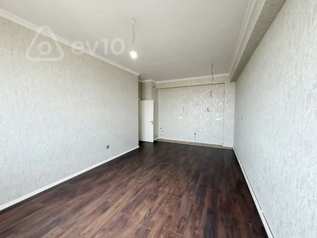 Satılır 3 otaqlı yeni tikili 67 m²