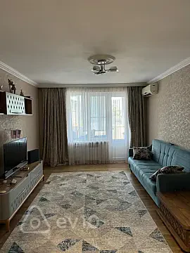 Kirayə verilir 3 otaqlı köhnə tikili 75 m² — Bakı, Nizami 3 otaq 75.00 m²