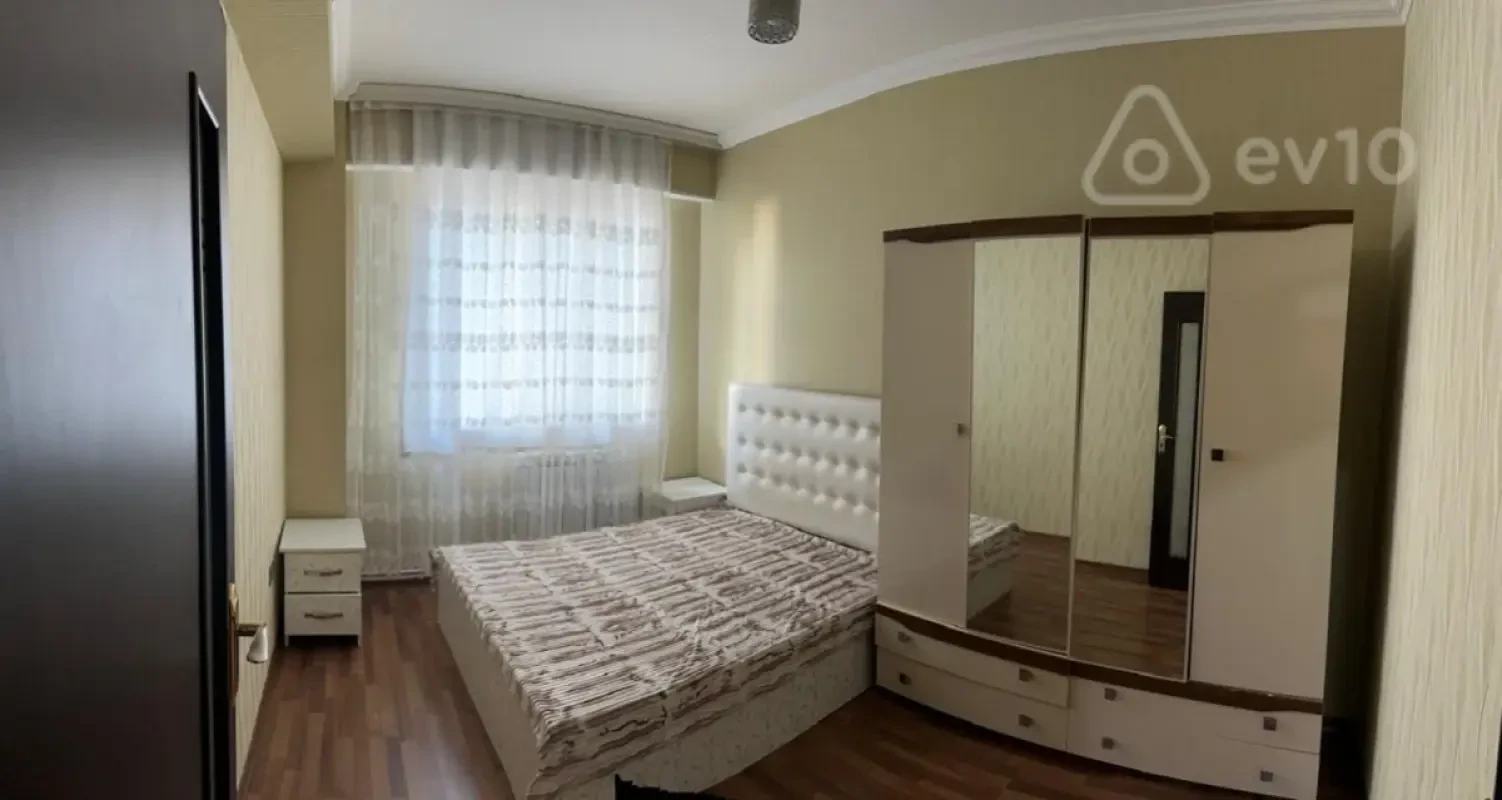 Kirayə verilir 2 otaqlı yeni tikili 60 m²