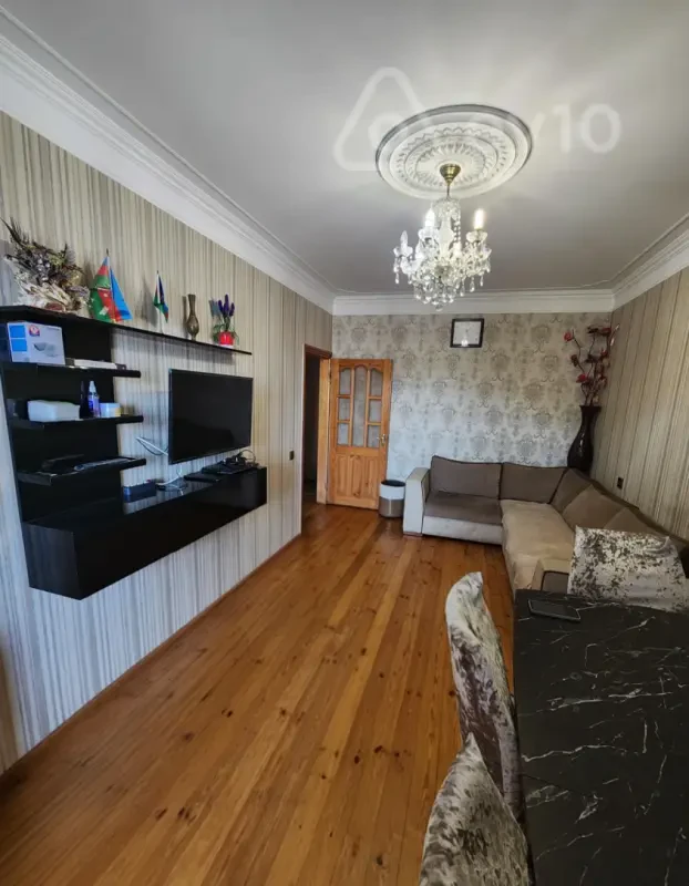 Satılır 3 otaqlı köhnə tikili 52 m²