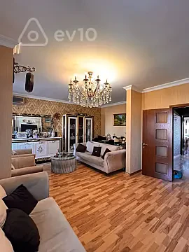Satılır 4 otaqlı köhnə tikili 100 m² — Bakı, Xətai 4 otaq 100.00 m²