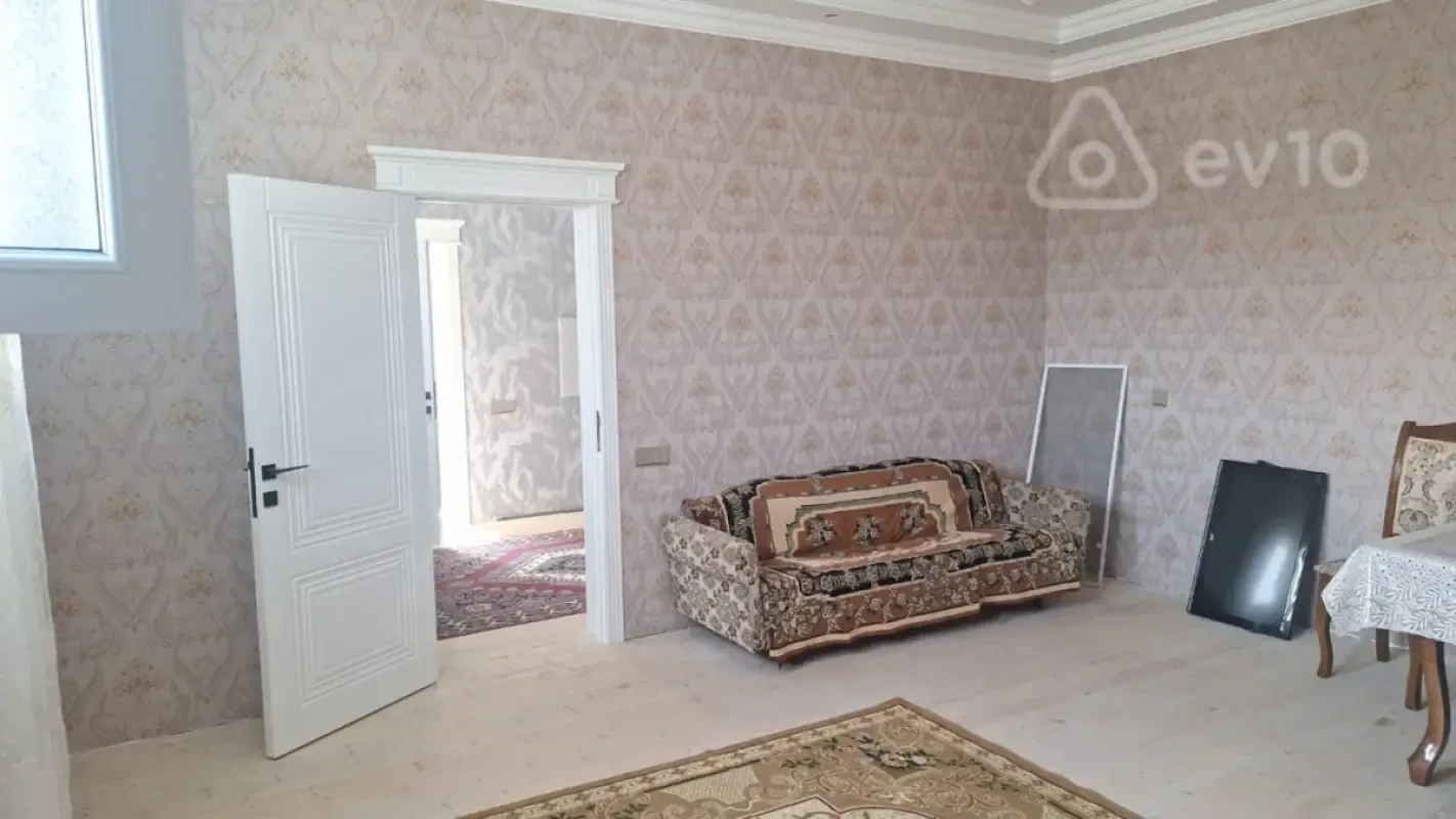 Kirayə verilir 2 otaqlı həyət evi 55 m²