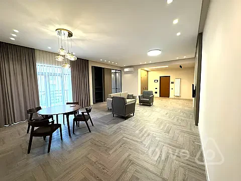 Kirayə verilir 3 otaqlı yeni tikili 160 m² — Bakı, Səbail 3 otaq 160.00 m²