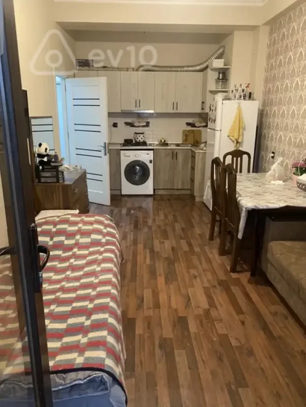 Kirayə verilir 2 otaqlı yeni tikili 48 m²