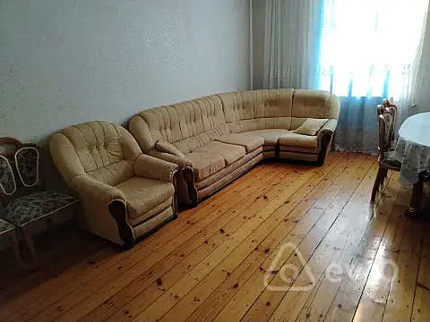 Kirayə verilir 2 otaqlı köhnə tikili 70 m² — Bakı, Nizami 2 otaq 70.00 m²