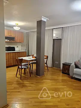 Kirayə verilir 2 otaqlı köhnə tikili 75 m² — Bakı, Nərimanov 2 otaq 75.00 m²