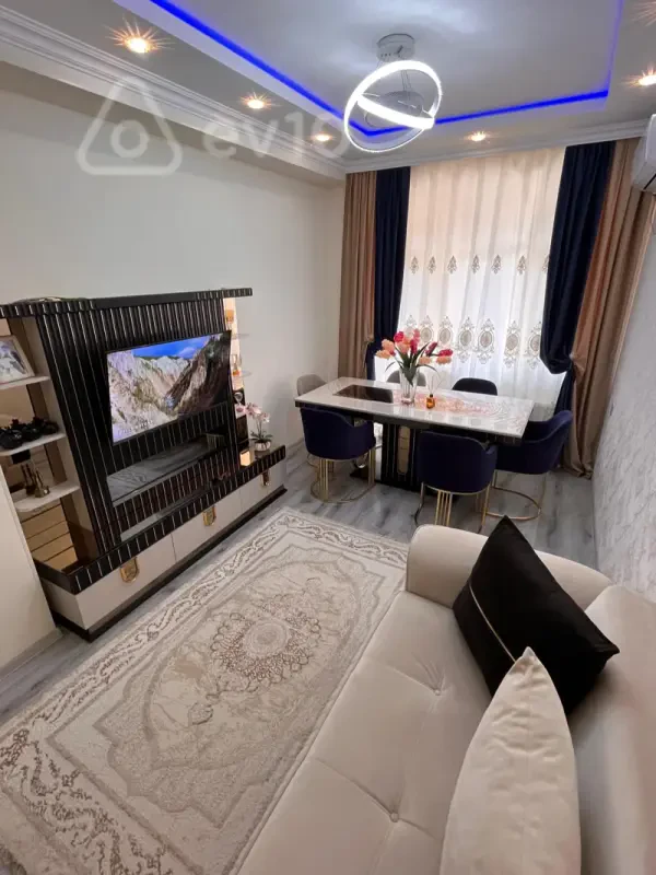 Satılır 3 otaqlı yeni tikili 76 m²