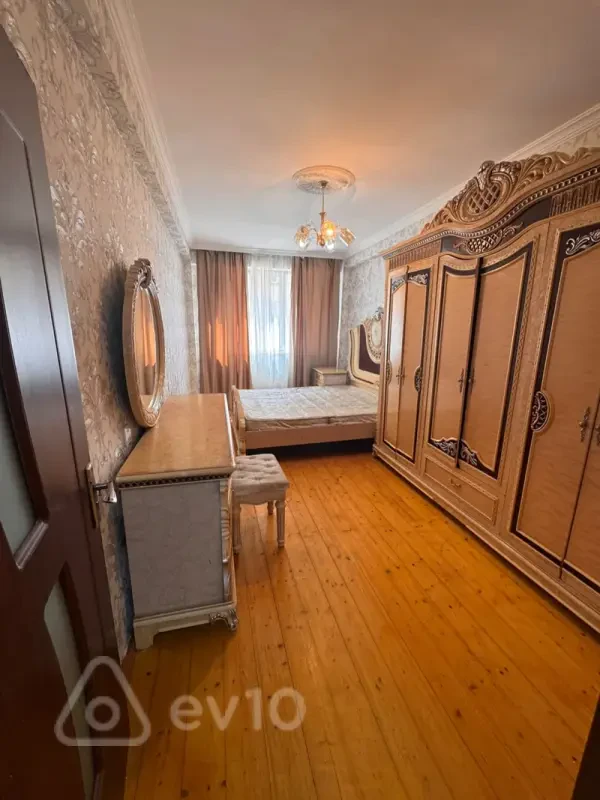 Satılır 2 otaqlı yeni tikili 45 m²