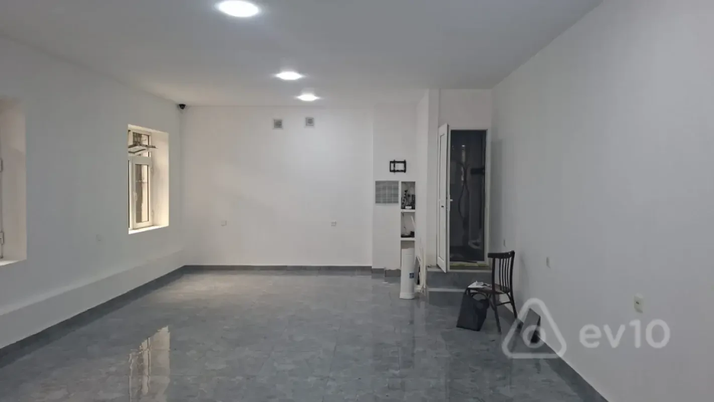 Kirayə verilir mənzil 60 m²