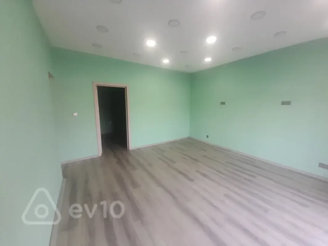 Kirayə verilir mənzil 100 m²