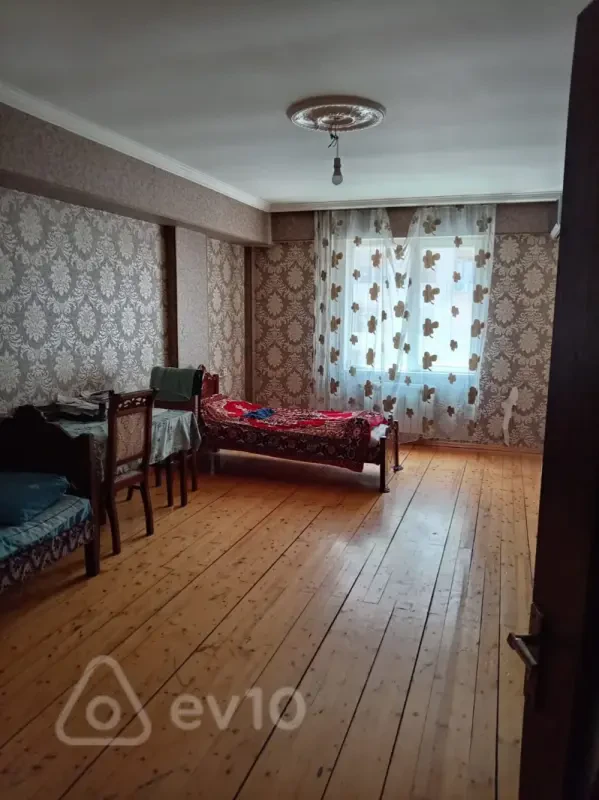 Kirayə verilir 3 otaqlı yeni tikili 70 m²