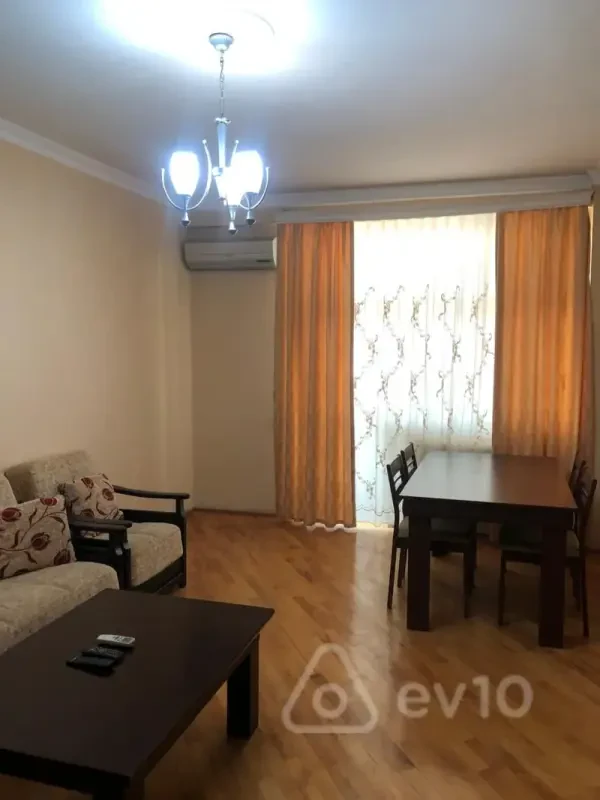 Kirayə verilir 2 otaqlı yeni tikili 85 m²