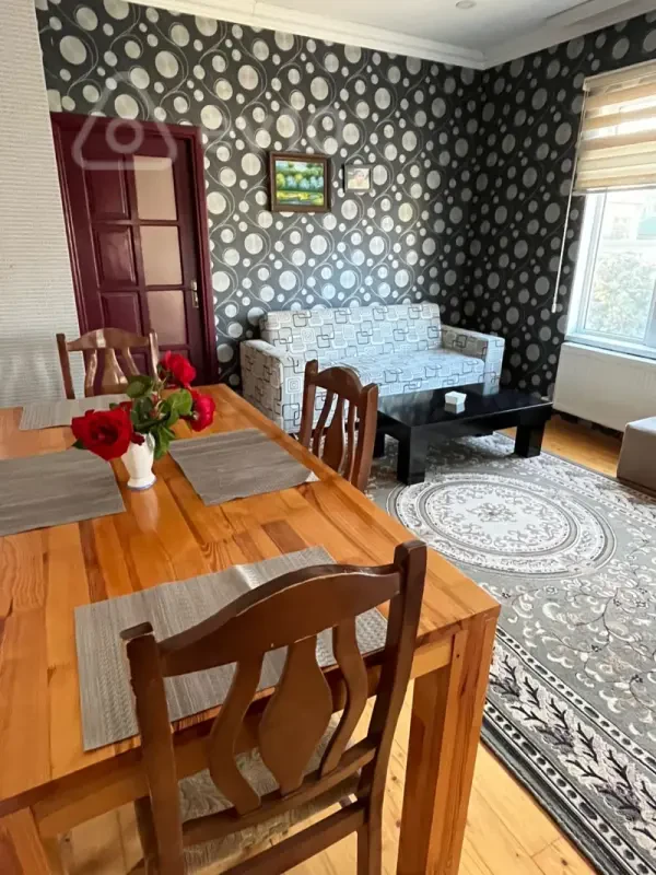 Kirayə verilir 4 otaqlı həyət evi 100 m²