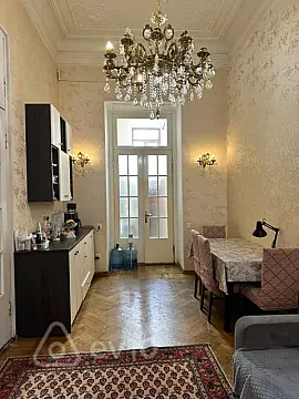 Kirayə verilir 2 otaqlı köhnə tikili 45 m² — Bakı, Səbail 2 otaq 45.00 m²