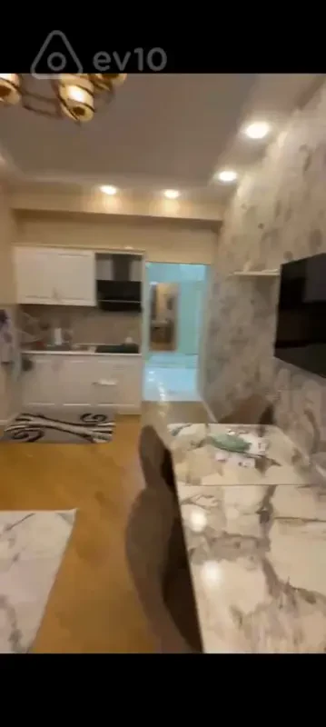 Kirayə verilir 3 otaqlı yeni tikili 72 m²