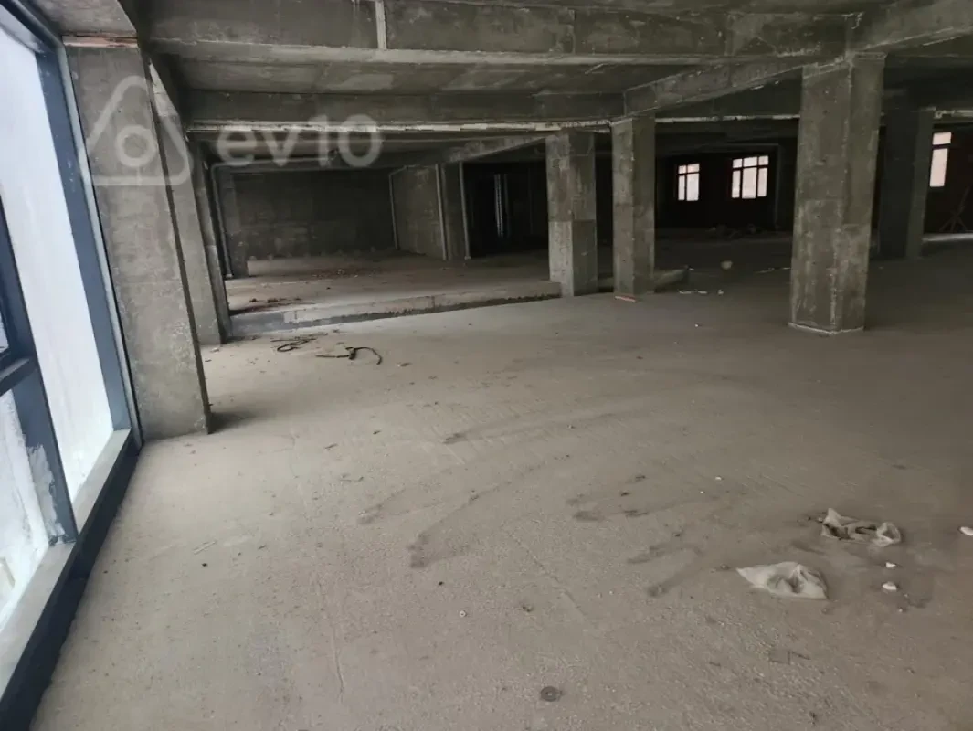 Kirayə verilir mənzil 500 m²