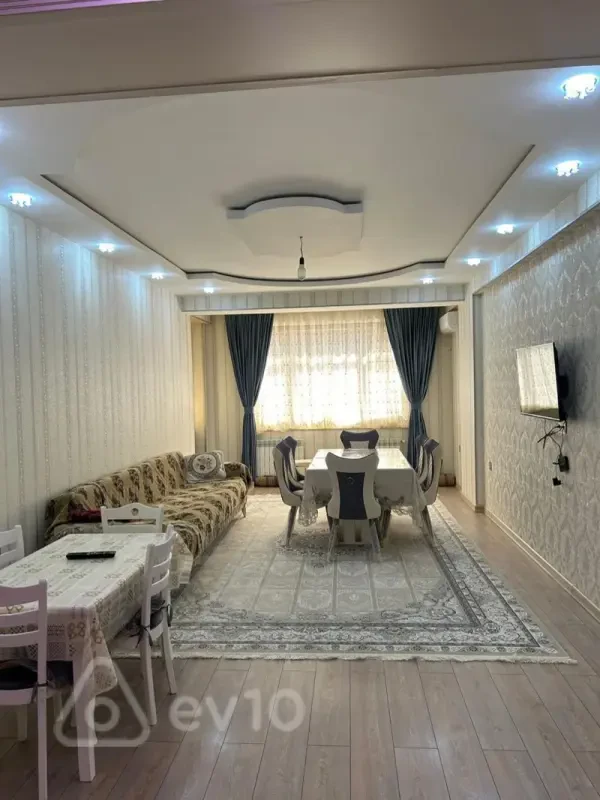 Kirayə verilir 2 otaqlı yeni tikili 115 m²