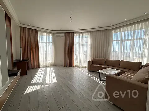 Satılır 3 otaqlı yeni tikili 145 m² — Bakı, Yasamal 3 otaq 145.00 m²