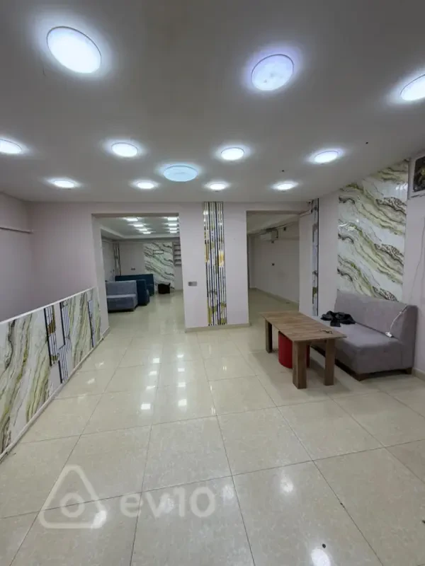 Kirayə verilir mənzil 140 m²