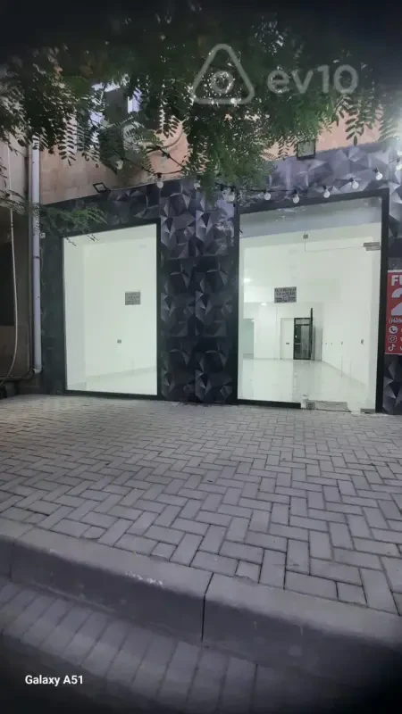 Satılır mənzil 100 m²