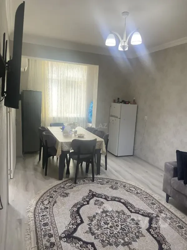Kirayə verilir 2 otaqlı köhnə tikili 35 m²