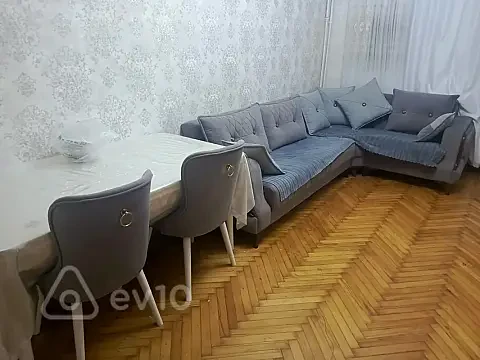 Kirayə verilir 2 otaqlı köhnə tikili 45 m² — Bakı, Nərimanov 2 otaq 45.00 m²