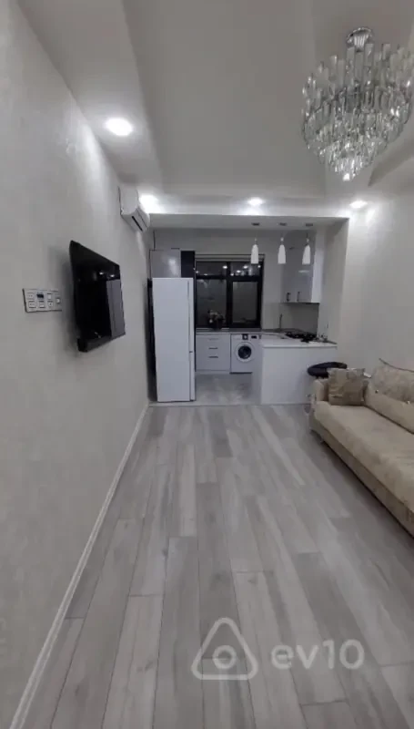 Kirayə verilir 3 otaqlı yeni tikili 70 m²