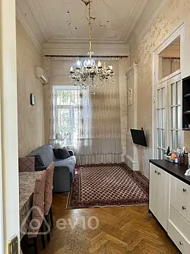 Kirayə verilir 2 otaqlı köhnə tikili 50 m² — Bakı, Səbail 2 otaq 50.00 m²