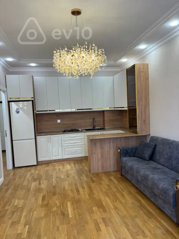 Kirayə verilir 2 otaqlı yeni tikili 52 m²