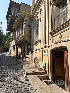 Kirayə verilir 3 otaqlı köhnə tikili 75 m² — Bakı, Səbail 3 otaq 75.00 m²