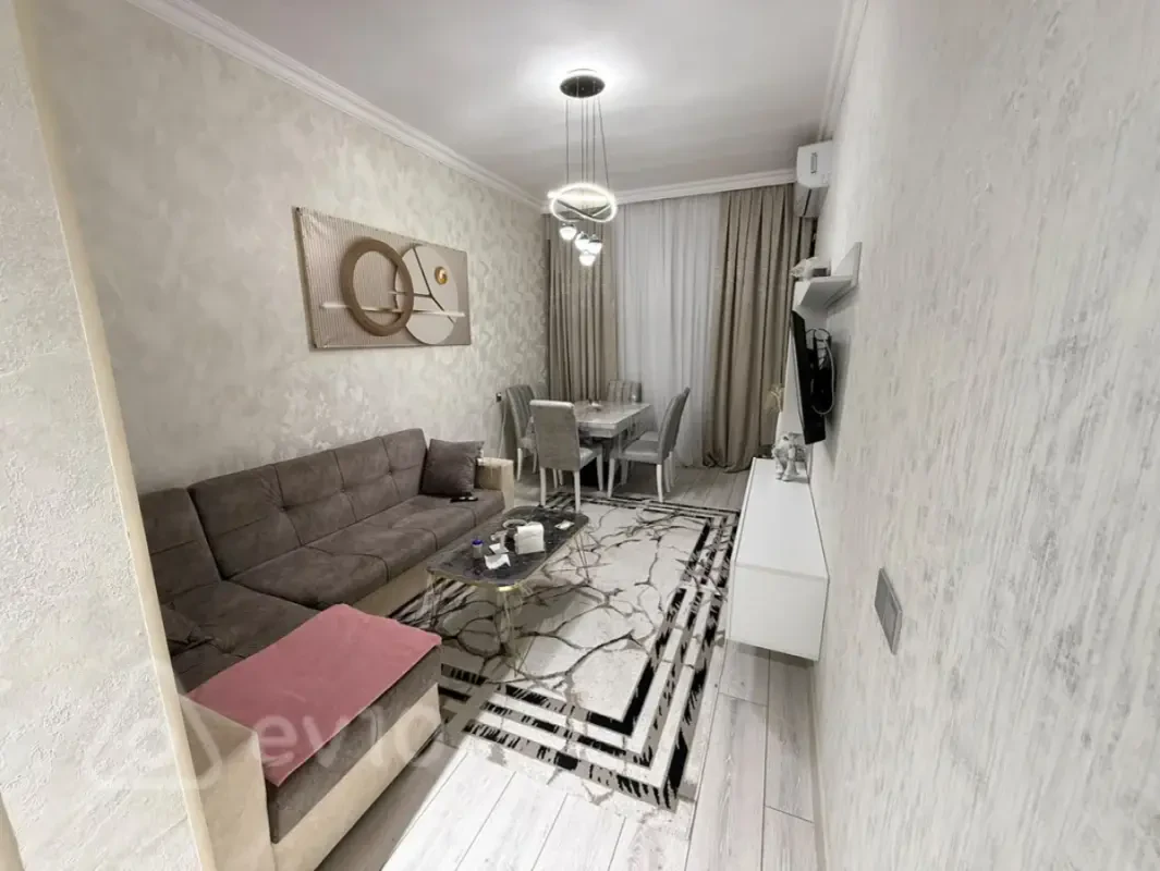 Kirayə verilir 2 otaqlı yeni tikili 50 m²