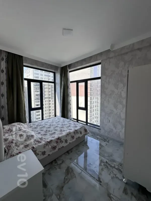 Kirayə verilir 2 otaqlı yeni tikili 55 m²