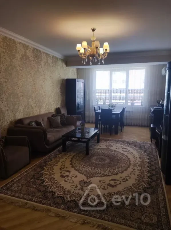 Kirayə verilir 2 otaqlı yeni tikili 75 m²