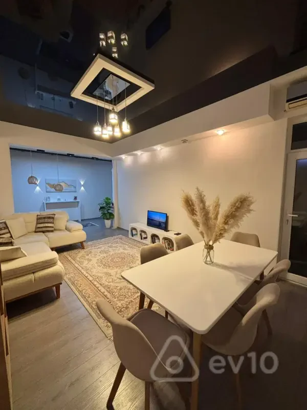 Kirayə verilir 3 otaqlı yeni tikili 100 m²