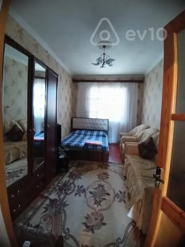 Kirayə verilir 1 otaqlı köhnə tikili 30 m²