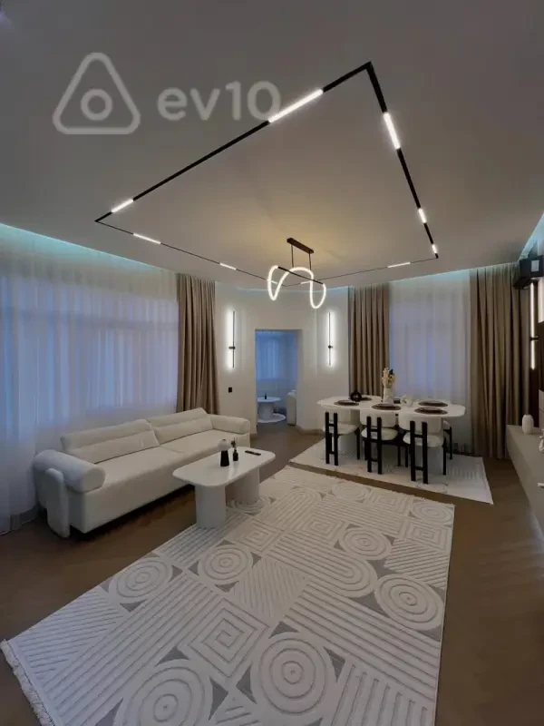 Kirayə verilir 3 otaqlı yeni tikili 93 m²