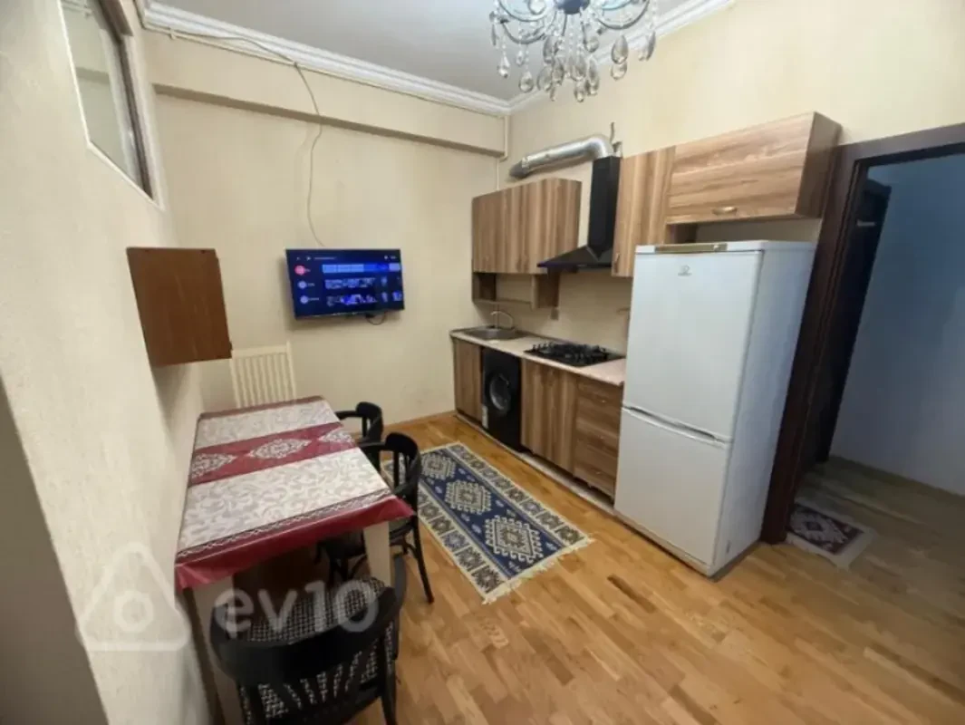 Kirayə verilir 2 otaqlı yeni tikili 40 m²
