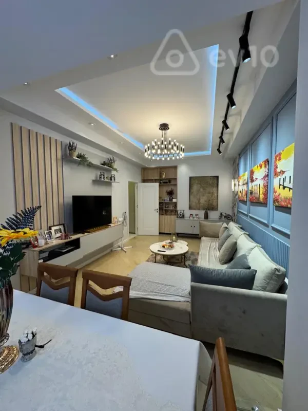 Satılır 2 otaqlı yeni tikili 75 m²