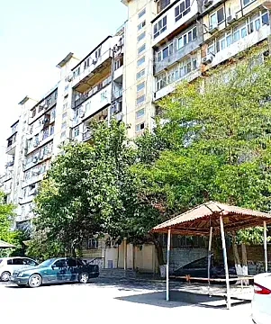Satılır 3 otaqlı köhnə tikili 60 m² — Bakı, Nizami 3 otaq 60.00 m²