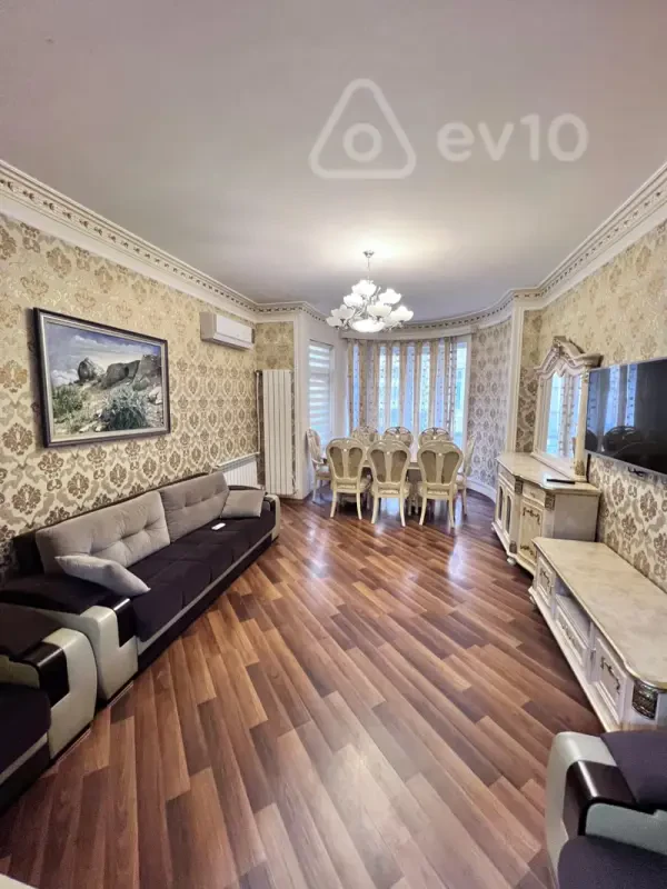 Satılır 2 otaqlı yeni tikili 72 m²