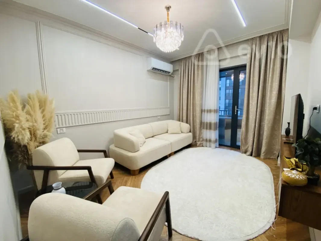 Kirayə verilir 2 otaqlı yeni tikili 68 m²