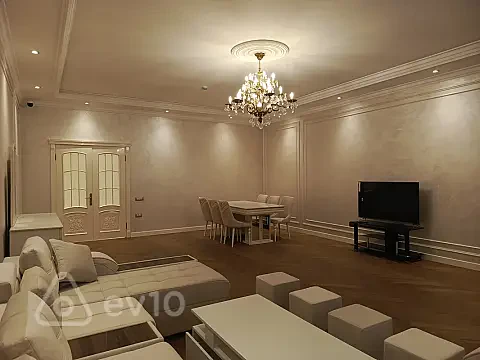 Kirayə verilir 3 otaqlı yeni tikili 170 m² — Bakı, Nərimanov 3 otaq 170.00 m²