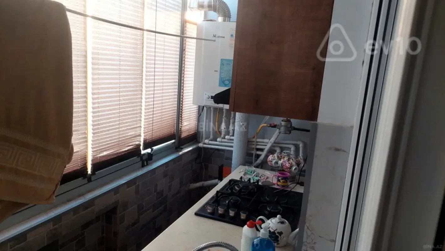 Kirayə verilir 1 otaqlı köhnə tikili 45 m²