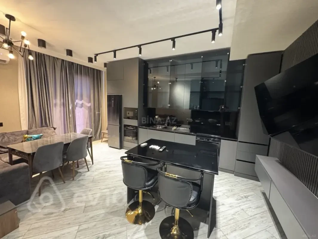 Kirayə verilir 3 otaqlı yeni tikili 120 m²
