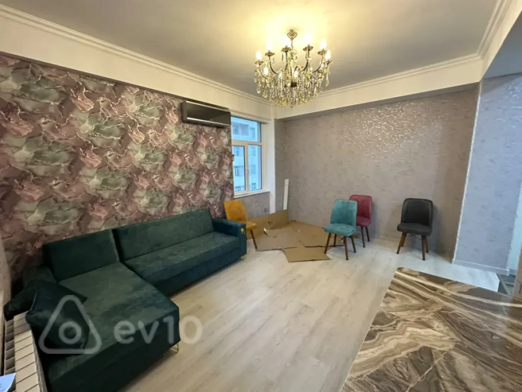 Kirayə verilir 2 otaqlı yeni tikili 60 m²