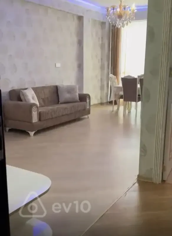 Kirayə verilir 2 otaqlı yeni tikili 55 m²